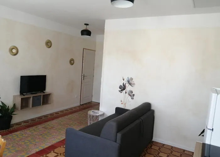 Lore Climatise Avec Terrasse Lejlighed